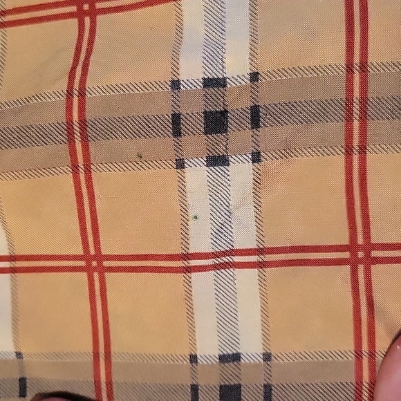 Burberry Classic Plaid square silk scarf *flaws* *missing authentic tag* 34x33 - Picture 5 of 7